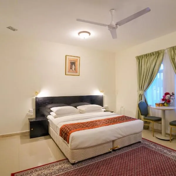 Hotel Summersands Al Wadi Al kabir，位于Qantab的酒店