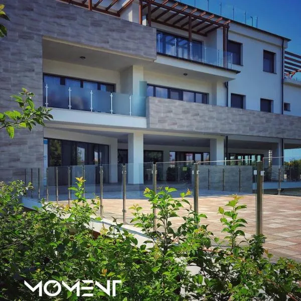 Moment Apartments，位于索尔诺克的酒店