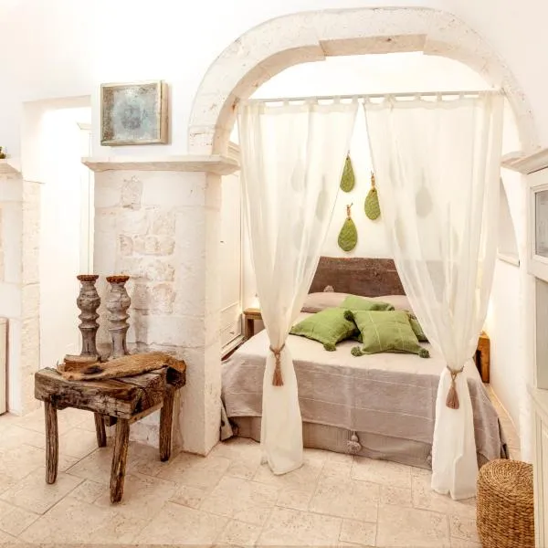 Alesia luxury suite Ostuni，位于奥斯图尼的酒店