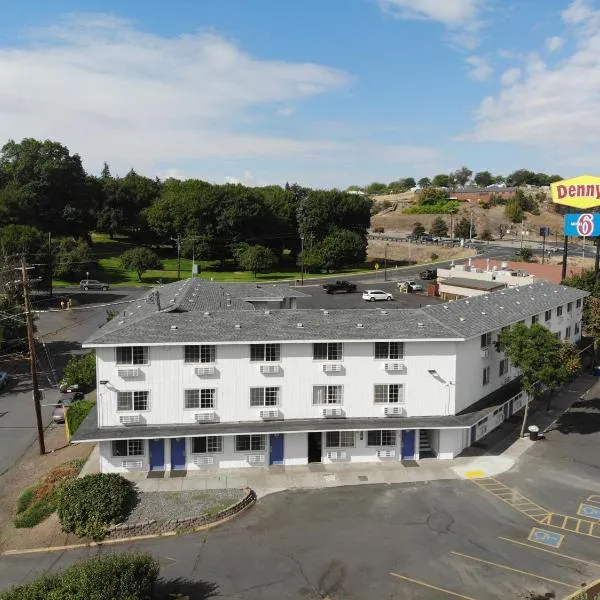 Motel 6 Pendleton, OR - West，位于彭德尔顿的酒店
