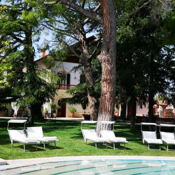 Villa delle Querce Resort，位于Palo del Colle的酒店