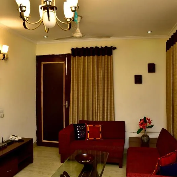 2BHK Comfortable Furnished Serviced Apartments in Hauz Khas - Woodpecker Apartments，位于新德里的酒店