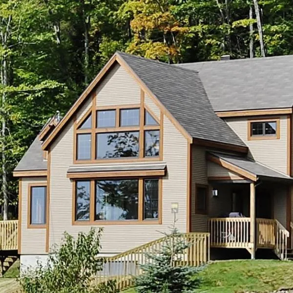 36- Chalet à louer à Stoneham，位于斯托纳姆的酒店