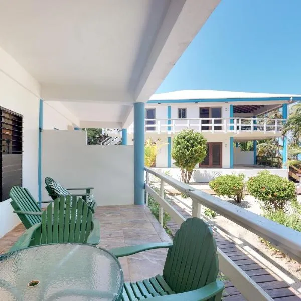 Condo #25 @ Beachside Villas，位于珀拉什奇亚的酒店