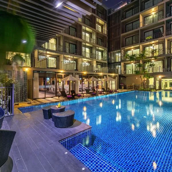 PLAAI Prime Hotel Rayong SHA Extra Plus，位于Ban Nong Sanom的酒店