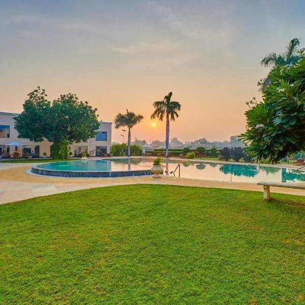 The Lalit Temple View Khajuraho，位于克久拉霍的酒店