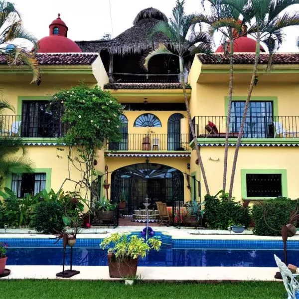 Casa Jardín del Tuito，位于Cabo Corrientes的酒店