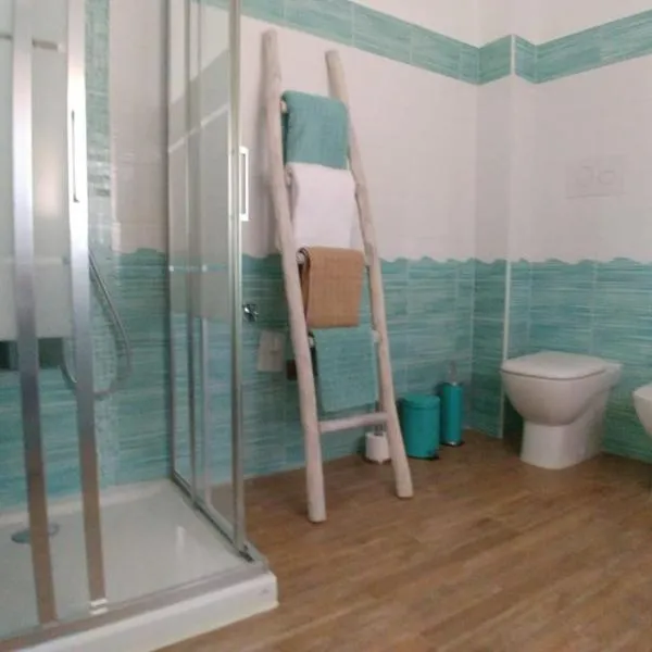 Capo Milazzo Summer Holiday Apartament，位于米拉佐的酒店