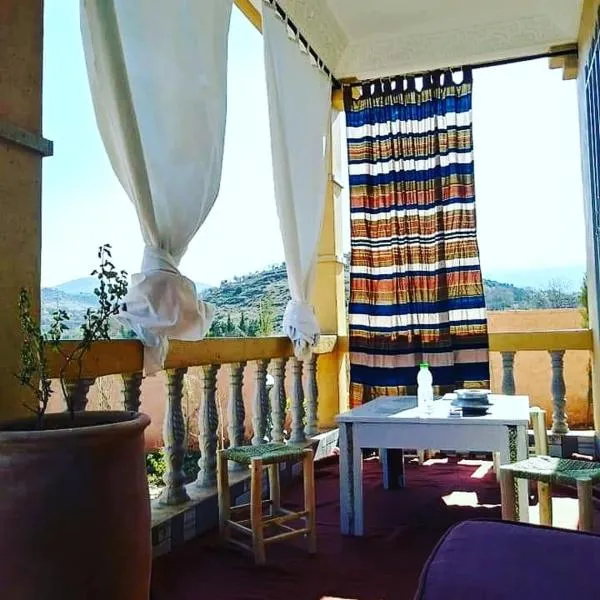 Le petit Jardin，位于Ouled Khellouf的酒店