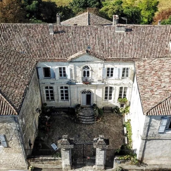 Cours de Thomazeau，位于Sérignac-Péboudou的酒店