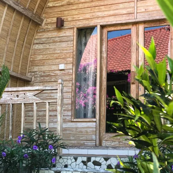 Lala Home Stay，位于努沙杜瓦的酒店