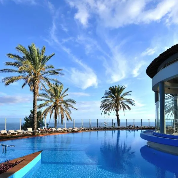 Pestana Grand Ocean Resort Hotel，位于Palheiro Ferreiro的酒店
