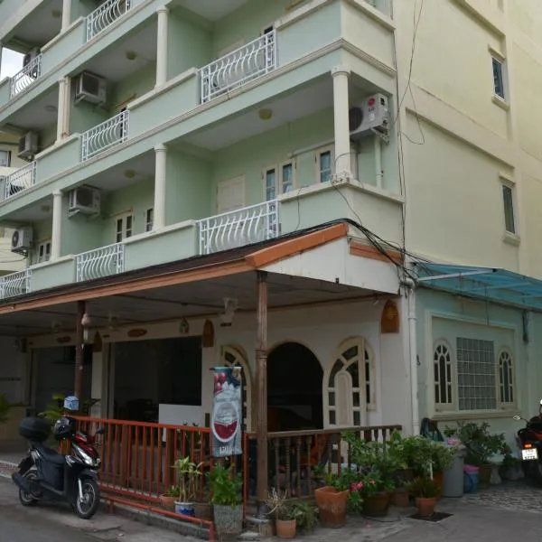 花园酒店，位于南芭堤雅的酒店