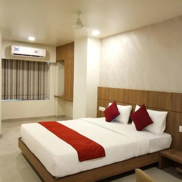 Hotel Imperial，位于Māndvi的酒店