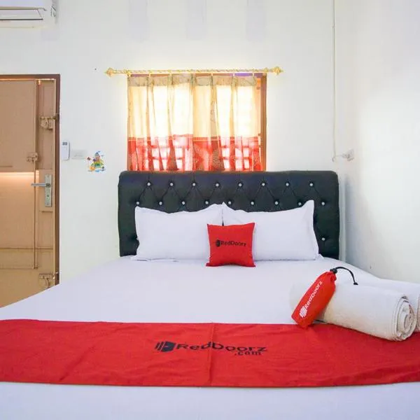 RedDoorz @ Pematangsiantar 2，位于先达的酒店