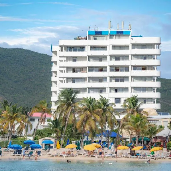 Atrium Beach Resort and Spa St Maarten a Ramada by Wyndham，位于Koolbaai的酒店