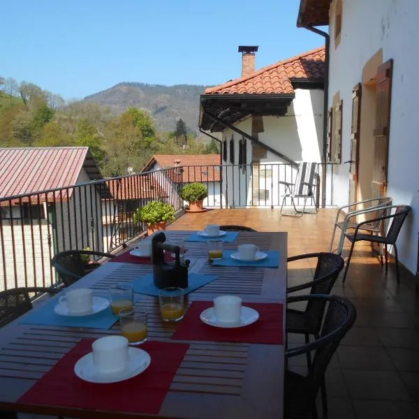 Casa Rural Juankonogoia，位于Echarren的酒店