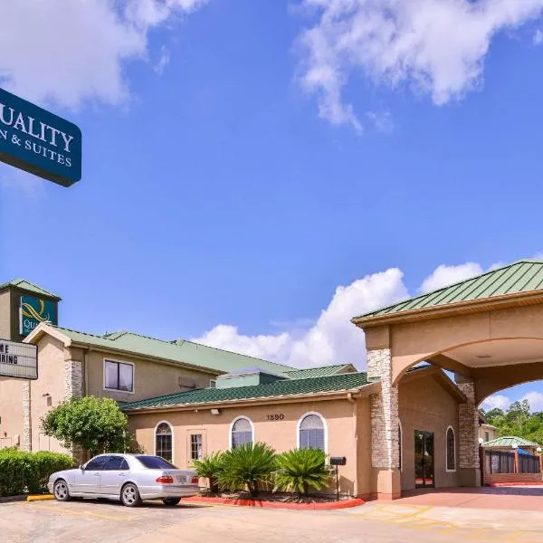 Quality Inn & Suites Beaumont，位于博蒙特的酒店