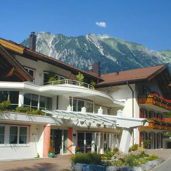 奈贝尔霍恩布里克林酒店，位于Tiefenbach bei Oberstdorf的酒店