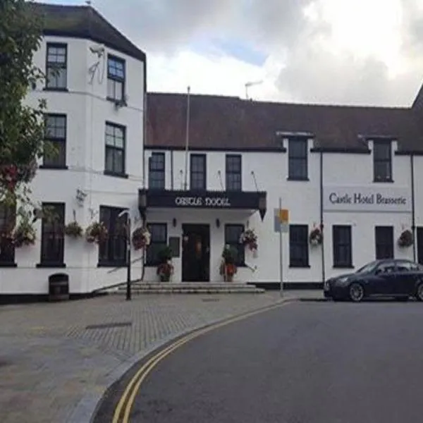 The Castle Hotel Neath，位于Pont-rhyd-y-fen的酒店