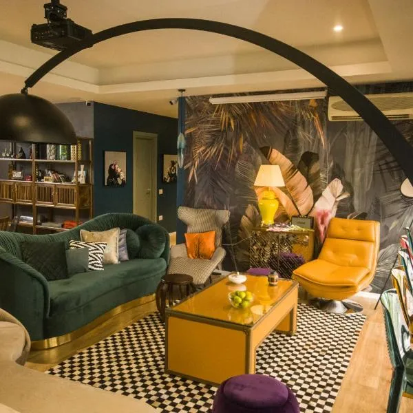 Vanilla Sky Boutique Hostel，位于Rinas的酒店