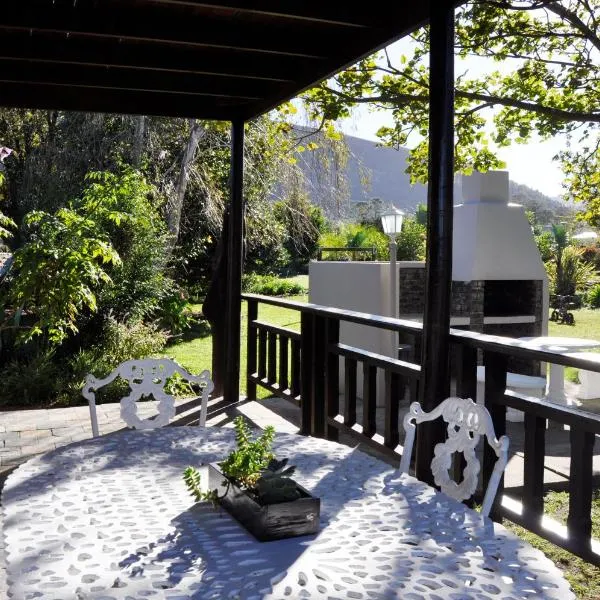 Tsitsikamma Gardens Self-Catering Cottages - Cottage #2，位于Eersterivierstrand的酒店