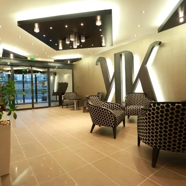 Le Konine - Hotel & Bar & Restaurant，位于蒙索莱米讷的酒店