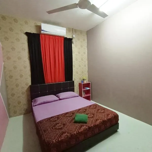 Kak Chik Homestay Kepala Batas，位于甲抛峇底的酒店