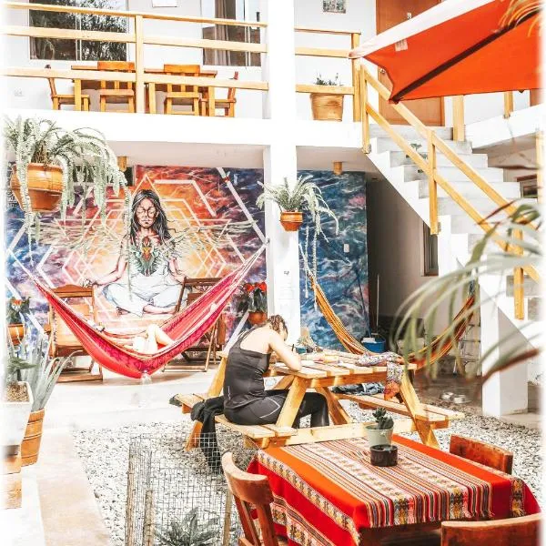 ATMA Hostel & Yoga，位于万查科的酒店