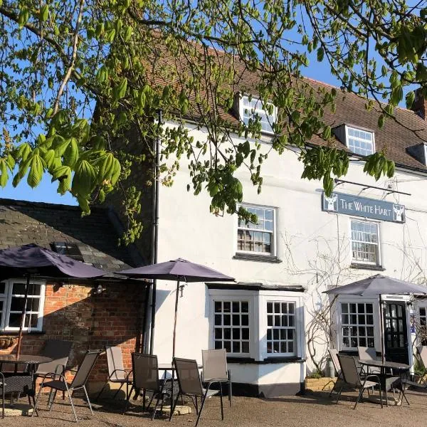 The White Hart，位于Turvey的酒店