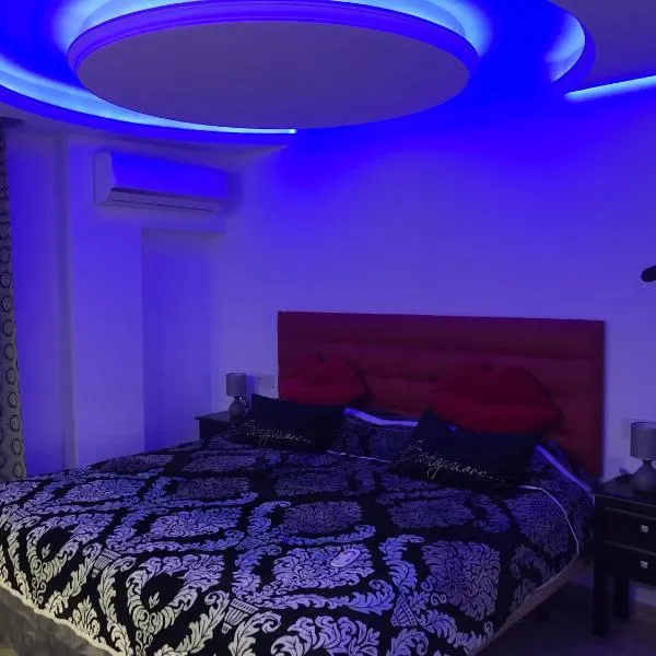 Loft romántico，位于阿尔赫西拉斯的酒店