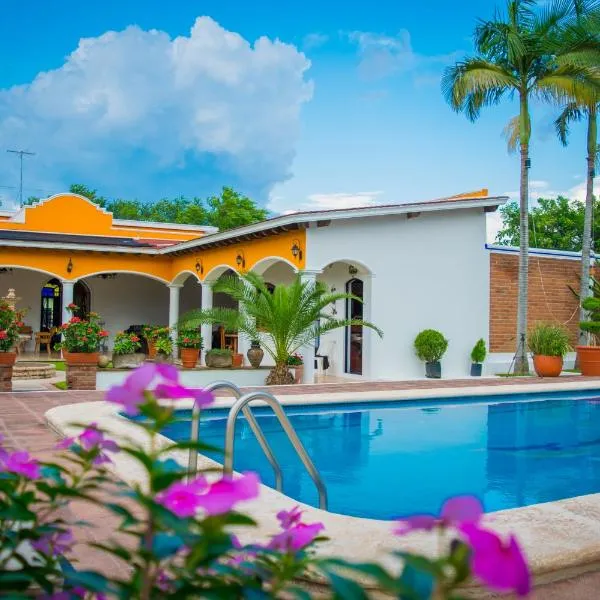 Hotel Quinta Valentina，位于Ahuacatlán的酒店
