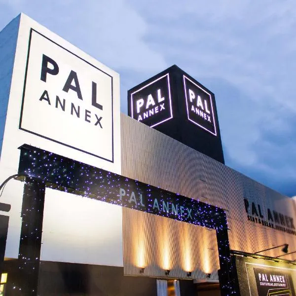 Pal Annex Katsuyama (Love Hotel)，位于Miyakomachi的酒店