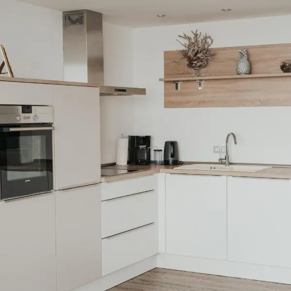 Kiba Panorama Suite Oberteuringen 73 Seeblick & Hallenbad，位于Oberteuringen的酒店