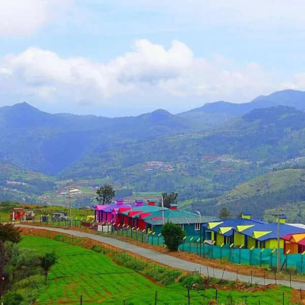 The Bowers Chalet Private Campfire & Lawn BBQ, WIFI, Breakfast Hill Top 360 degree view，位于乌提的酒店