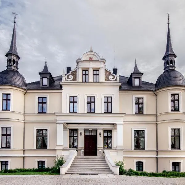 Pałac w Orli - pokoje, restauracja，位于Witaszyce的酒店