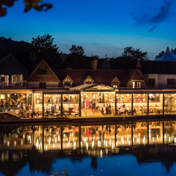The Swan, Streatley, Berkshire，位于斯特雷特利的酒店