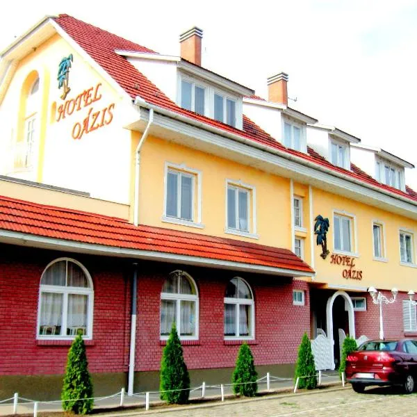 奥兹斯艾特姆酒店，位于Pálmonostora的酒店