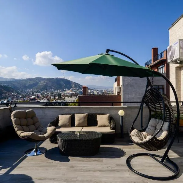 Hotel Avlabari Terrace，位于第比利斯的酒店