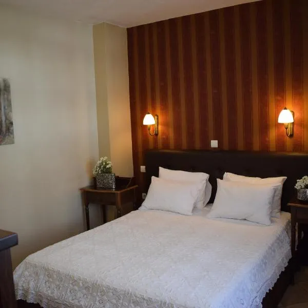哈盖阿提阿纳斯塔修酒店及Spa，位于纳乌萨玛西亚斯的酒店