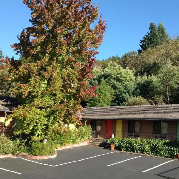 Humboldt Redwoods Inn，位于Redway的酒店