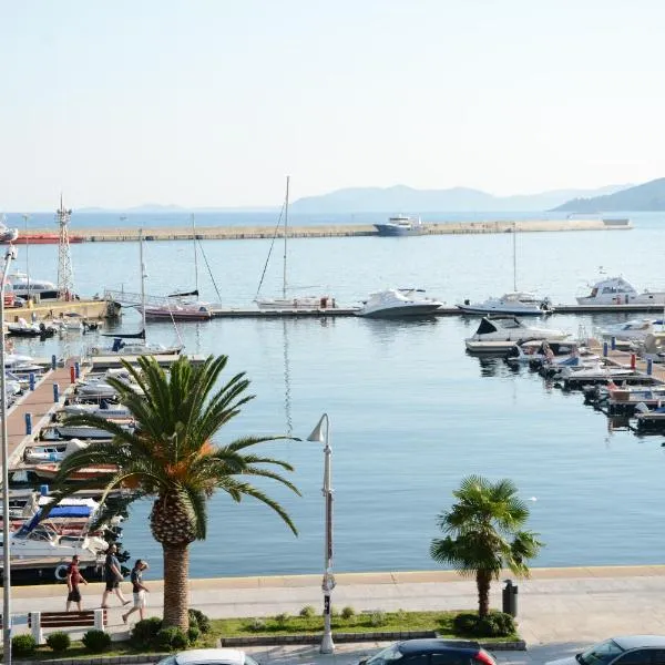 Kavala marina view studio，位于卡瓦拉的酒店