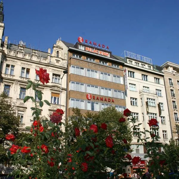 华美达布拉格市中心酒店，位于布拉格的酒店