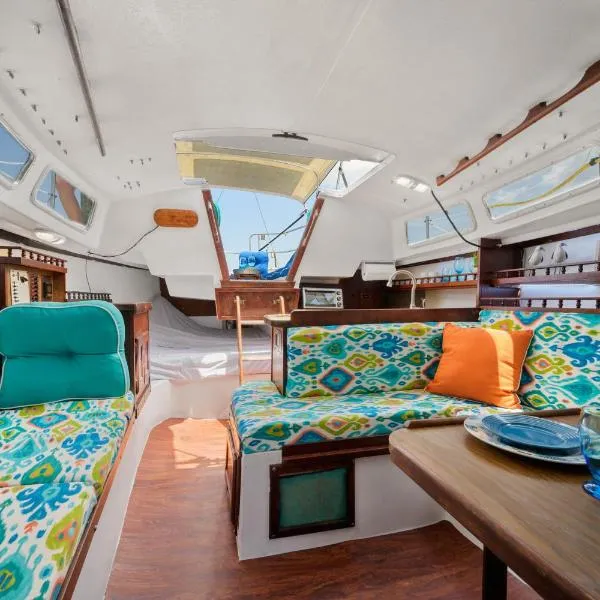 Blue Oasis in Downtown St Augustine，位于圣奥古斯丁的酒店