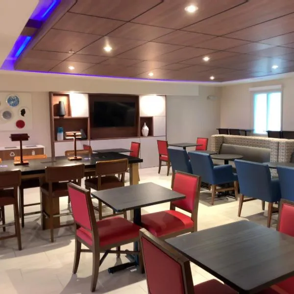 Holiday Inn Express & Suites Exmore - Eastern Shore by IHG，位于Exmore的酒店