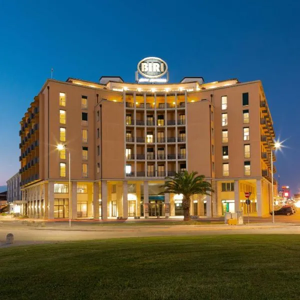 贝斯特韦斯特比瑞酒店，位于阿比那赛奥的酒店
