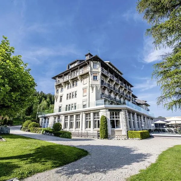 Grand Hôtel des Rasses & Wellness，位于La Côte-aux-Fées的酒店