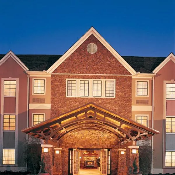 Staybridge Suites - Denton by IHG，位于丹顿的酒店