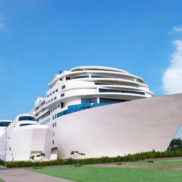 太平洋皇宫酒店，位于瑟古邦的酒店