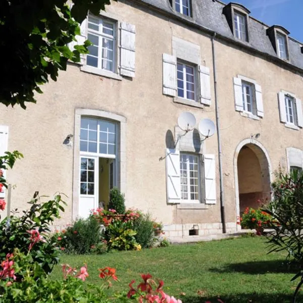 科文特巴塞斯住宿加早餐旅馆，位于Châtillon-en-Bazois的酒店
